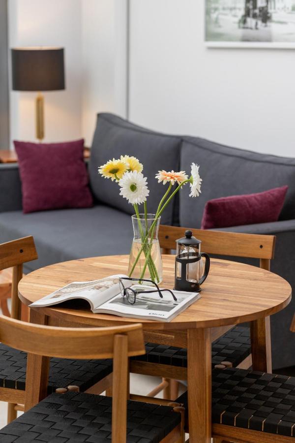 Plac Unii Apartment Gdynia City Centre By Noclegi Renters Extérieur photo